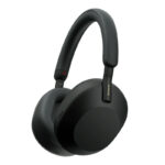 هدفون بی‌سیم سونی مدل WH-1000XM5 با نویز کنسلینگ فعال (ANC)، درگاه شارژ USB Type-C، دارای 4 میکروفون با فناوری Beamforming، پشتیبانی از دستیار صوتی، قابلیت اتصال همزمان به دو دستگاه