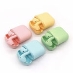 هدفون بلوتوثی مدل inpods 12 بدون قابلیت نویز کنسلینگ، درگاه شارژ لایتنینگ، تا 5 ساعت عمر باتری، امکان استفاده به صورت پاوربانک، کنترل لمسی، مقاوم در برابر رطوبت و عرق