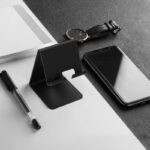 پایه نگهدارنده گوشی موبایل و تبلت مدل Elegant